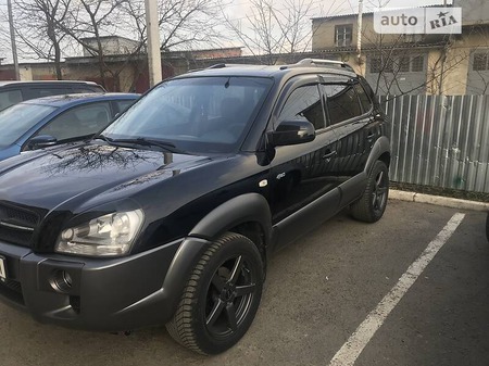 Hyundai Tucson 2007  випуску Чернівці з двигуном 2 л дизель позашляховик автомат за 8700 долл. 