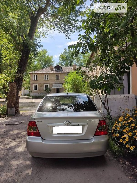 Toyota Corolla 2006  випуску Дніпро з двигуном 1.6 л  седан механіка за 5500 долл. 