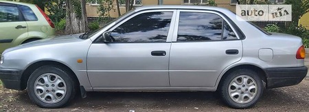 Toyota Corolla 1999  випуску Одеса з двигуном 1.4 л бензин седан механіка за 2900 долл. 