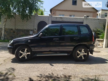 Chevrolet Niva 2007  випуску Дніпро з двигуном 1.7 л бензин позашляховик механіка за 3900 долл. 