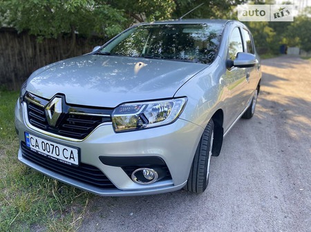 Renault Sandero 2019  випуску Київ з двигуном 1.5 л дизель хэтчбек механіка за 10700 долл. 