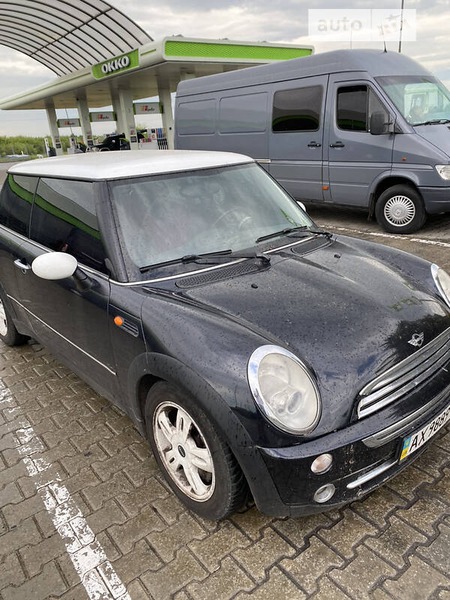 Mini Cooper 2006  випуску Харків з двигуном 1.6 л бензин купе автомат за 4500 долл. 