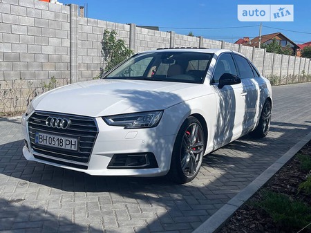 Audi A4 Limousine 2018  випуску Одеса з двигуном 2 л бензин седан автомат за 26500 долл. 