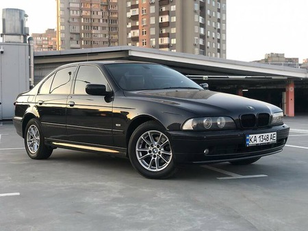 BMW 520 2002  випуску Київ з двигуном 2.2 л бензин седан механіка за 7000 долл. 