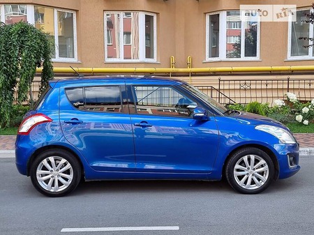 Suzuki Swift 2016  випуску Київ з двигуном 1.2 л бензин хэтчбек автомат за 12999 долл. 