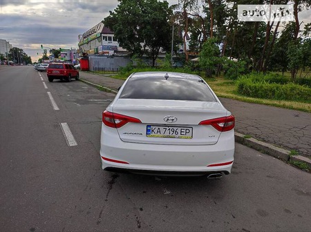 Hyundai Sonata 2014  випуску Київ з двигуном 2 л газ седан автомат за 9300 долл. 