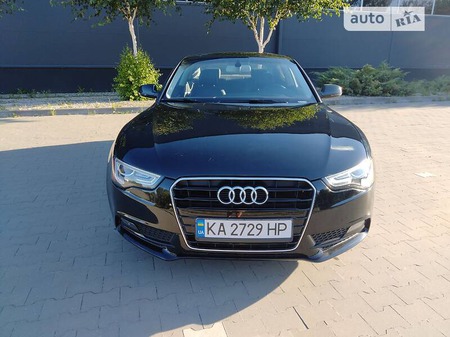Audi A5 2015  випуску Київ з двигуном 2 л бензин купе автомат за 18500 долл. 