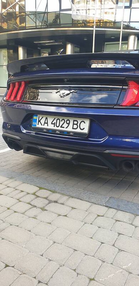 Ford Mustang 2018  випуску Київ з двигуном 2.3 л бензин купе автомат за 26999 долл. 