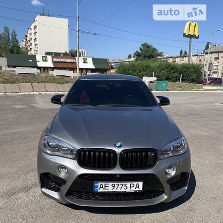 BMW X6 M 2017  випуску Дніпро з двигуном 4.4 л бензин позашляховик автомат за 61000 долл. 