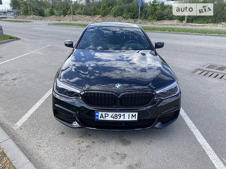BMW 530 2019  випуску Запоріжжя з двигуном 2 л гібрид седан автомат за 39900 долл. 