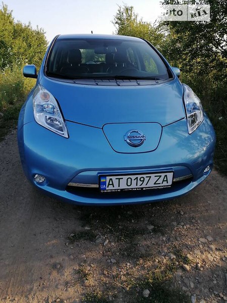 Nissan Leaf 2013  випуску Івано-Франківськ з двигуном 0 л електро хэтчбек автомат за 10500 долл. 