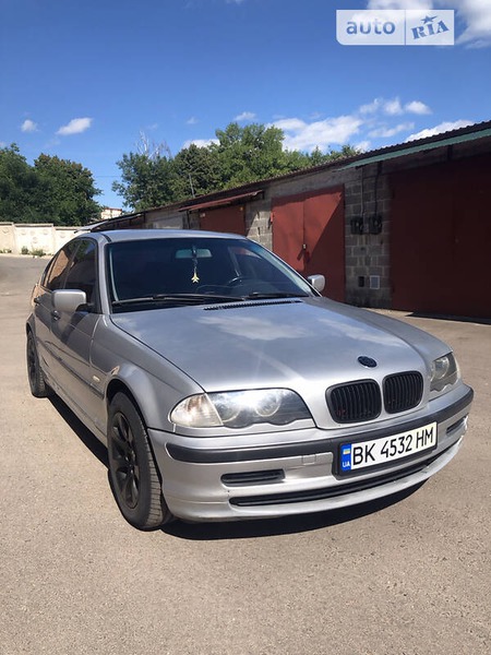BMW 316 1999  випуску Рівне з двигуном 1.9 л бензин седан механіка за 3700 долл. 