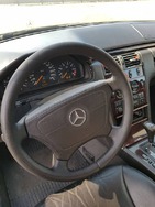 Mercedes-Benz E 230 1996 Одесса 2.3 л  седан автомат к.п.