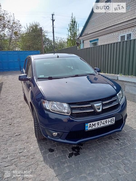 Dacia Sandero 2013  випуску Житомир з двигуном 1.2 л бензин хэтчбек механіка за 5450 долл. 