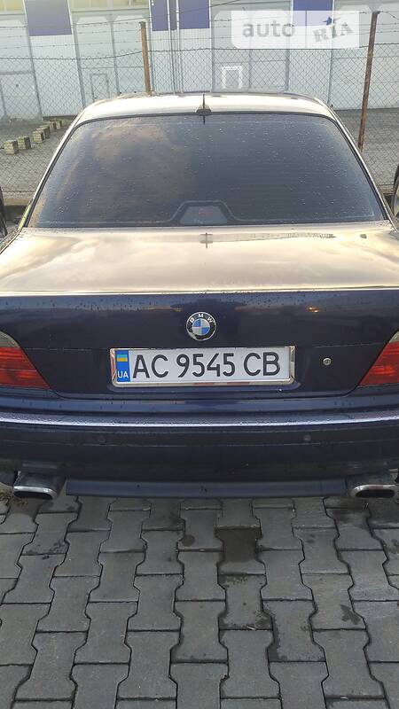 BMW 735 2001  випуску Чернівці з двигуном 3.5 л  седан  за 6200 долл. 