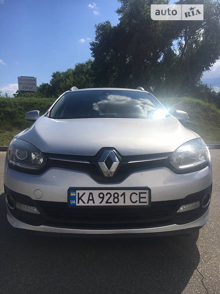 Renault Megane 2015  випуску Київ з двигуном 1.5 л дизель універсал автомат за 9800 долл. 