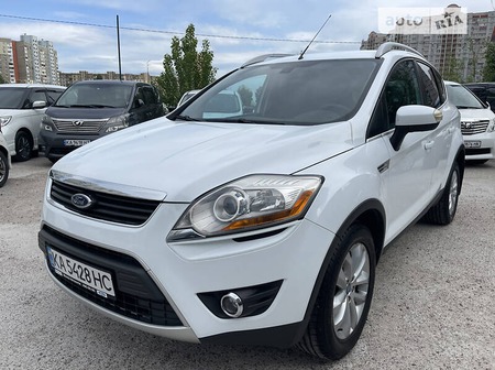 Ford Kuga 2010  випуску Київ з двигуном 2.5 л бензин позашляховик автомат за 10200 долл. 