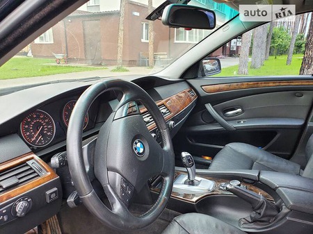 BMW 528 2008  випуску Київ з двигуном 0 л  седан автомат за 9999 долл. 