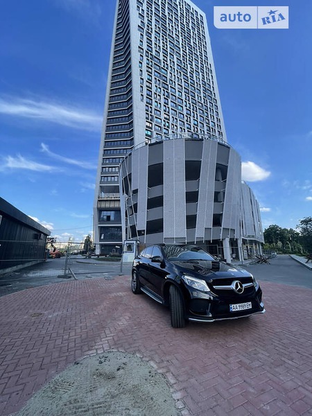Mercedes-Benz GLE 400 2017  випуску Київ з двигуном 3 л бензин купе автомат за 60000 долл. 