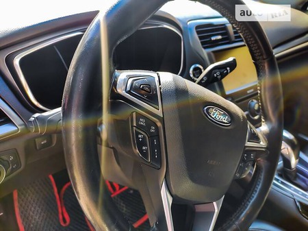 Ford Fusion 2016  випуску Кропивницький з двигуном 2 л гібрид седан автомат за 17500 долл. 