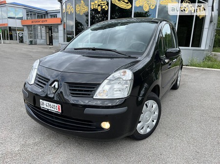 Renault Modus 2007  випуску Чернігів з двигуном 1.6 л бензин хэтчбек механіка за 5200 долл. 