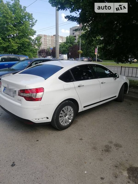 Citroen C5 2011  випуску Львів з двигуном 1.6 л дизель седан механіка за 6950 долл. 