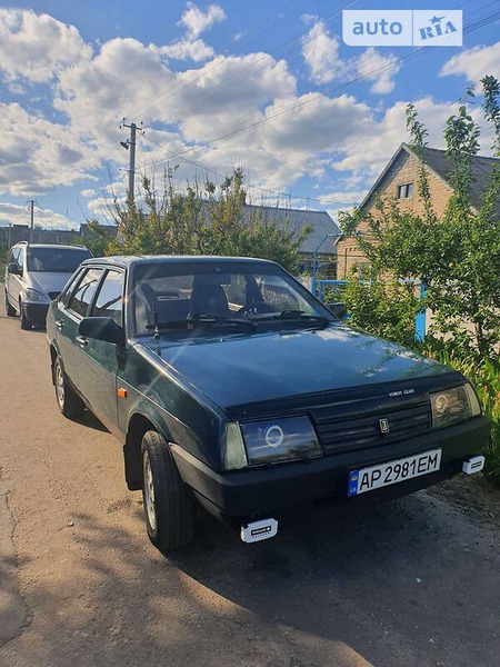 Lada 21099 2004  випуску Запоріжжя з двигуном 1.5 л  седан механіка за 2300 долл. 