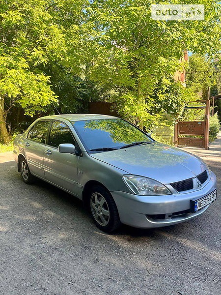 Mitsubishi Lancer 2008  випуску Дніпро з двигуном 1.6 л  седан автомат за 4000 долл. 