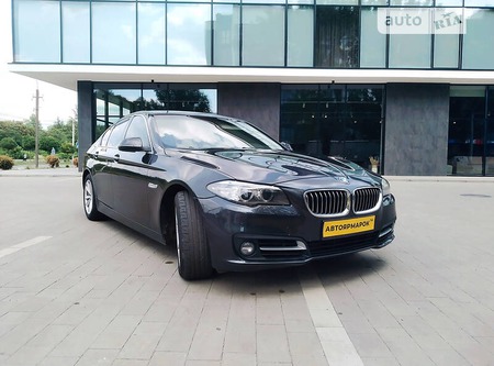 BMW 520 2013  випуску Ужгород з двигуном 2 л бензин седан автомат за 15759 долл. 