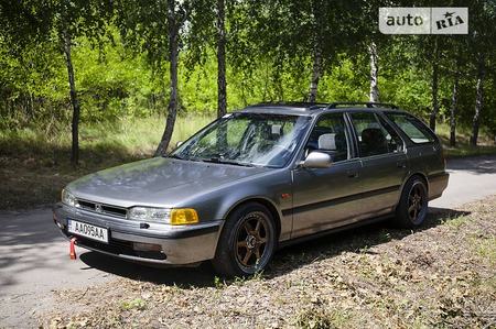 Honda Accord 1991  випуску Полтава з двигуном 2.2 л  універсал механіка за 4500 долл. 