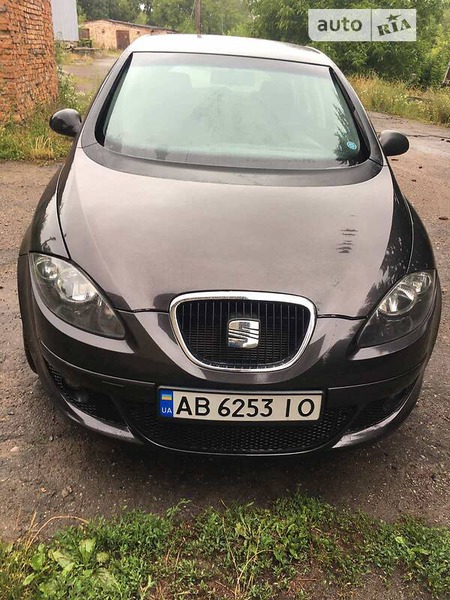 Seat Toledo 2007  випуску Вінниця з двигуном 1.6 л бензин універсал механіка за 5700 долл. 