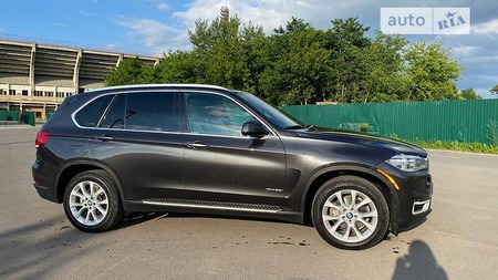 BMW X5 2018  випуску Івано-Франківськ з двигуном 0 л бензин позашляховик автомат за 48000 долл. 