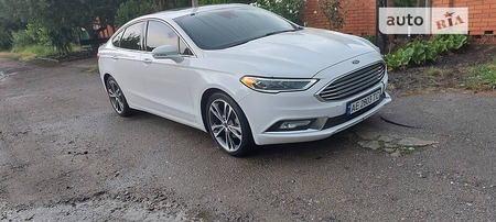 Ford Fusion 2017  випуску Дніпро з двигуном 2 л бензин седан автомат за 16000 долл. 