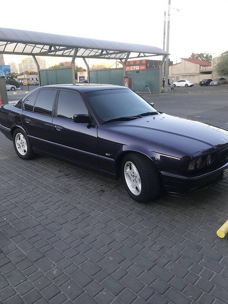 BMW 525 1995  випуску Миколаїв з двигуном 2.5 л бензин седан автомат за 4999 долл. 
