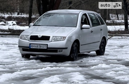 Skoda Fabia 2003  випуску Львів з двигуном 1.4 л бензин універсал автомат за 5000 долл. 