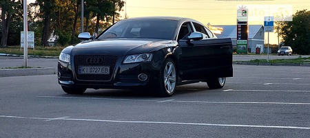 Audi A5 Sportback 2009  випуску Київ з двигуном 2 л бензин ліфтбек автомат за 14000 долл. 