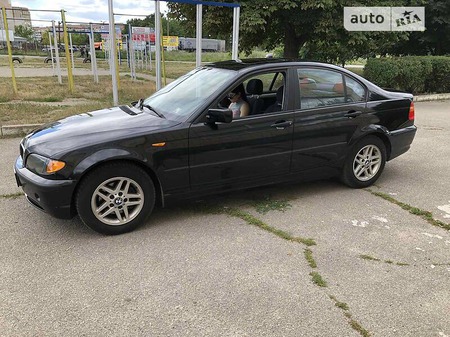 BMW 318 2001  випуску Кропивницький з двигуном 2 л бензин седан механіка за 5700 долл. 