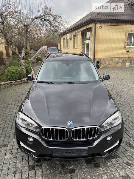BMW X5 2014  випуску Черкаси з двигуном 0 л бензин позашляховик автомат за 26500 долл. 