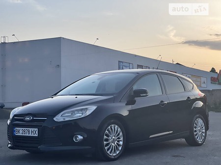 Ford Focus 2011  випуску Луцьк з двигуном 1.6 л дизель хэтчбек механіка за 5999 долл. 