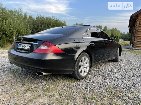 Mercedes-Benz CLS 350 2004  випуску Львів з двигуном 3.5 л бензин седан автомат за 6300 долл. 