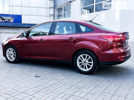 Ford Focus 2015  випуску Одеса з двигуном 2 л бензин седан автомат за 9490 долл. 
