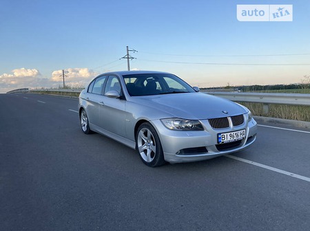 BMW 320 2005  випуску Полтава з двигуном 2 л бензин седан механіка за 5500 долл. 