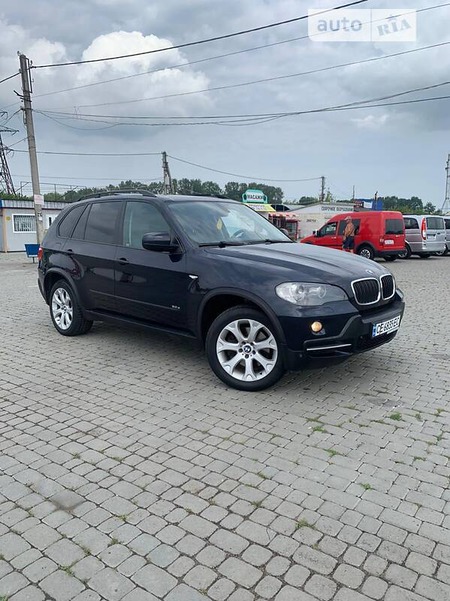 BMW X5 2006  випуску Чернівці з двигуном 3 л дизель позашляховик автомат за 12300 долл. 