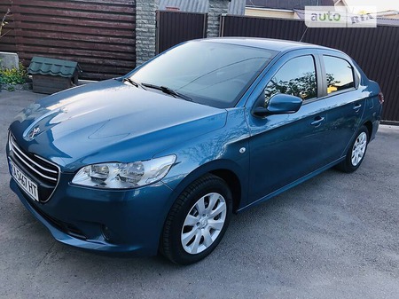 Peugeot 301 2015  випуску Київ з двигуном 1.6 л дизель седан  за 7300 долл. 