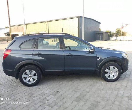 Chevrolet Captiva 2008  випуску Рівне з двигуном 2 л дизель позашляховик автомат за 8350 долл. 