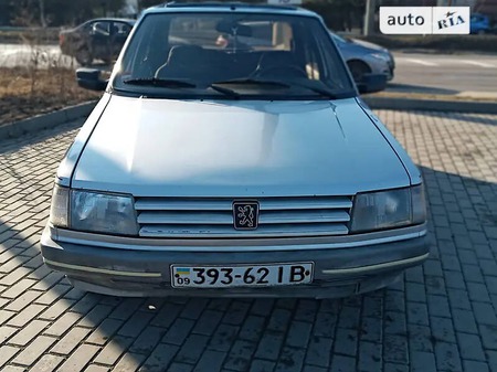 Peugeot 309 1991  випуску Івано-Франківськ з двигуном 1.9 л бензин хэтчбек механіка за 1350 долл. 