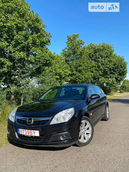 Opel Signum 2007  випуску Рівне з двигуном 1.9 л дизель хэтчбек механіка за 4700 долл. 