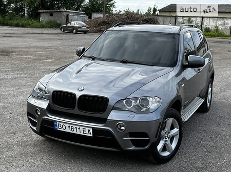 BMW X5 2011  випуску Тернопіль з двигуном 3 л бензин позашляховик автомат за 17200 долл. 