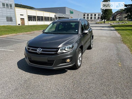 Volkswagen Tiguan 2013  випуску Івано-Франківськ з двигуном 2 л дизель позашляховик автомат за 13800 долл. 