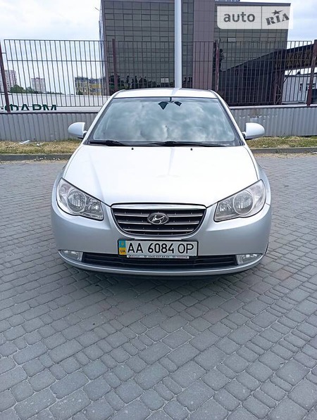Hyundai Elantra 2008  випуску Київ з двигуном 1.6 л бензин седан  за 6200 долл. 